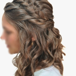 Brautstyling_halboffen_geflochten